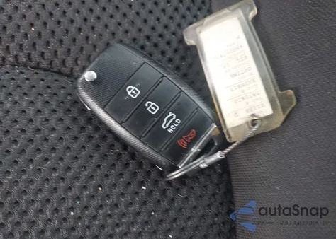 2019 Kia Optima Lx from USA, damaged, VIN 5XXGT4L34KG357492